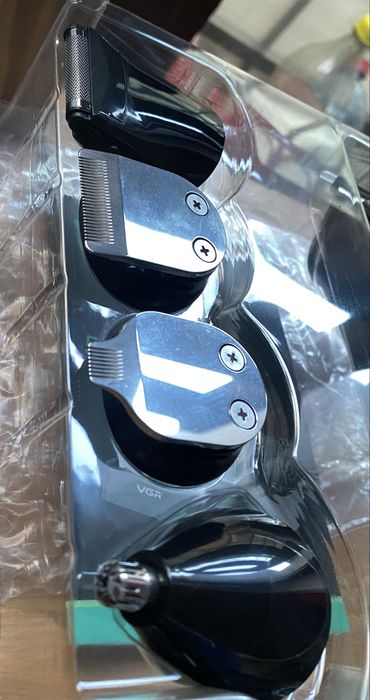 Masina de tuns VGR 5 in 1 *PREMIUM * Afișaj digital *Autonomie 150 min