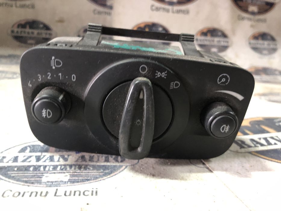 bloc lumini ford c-max 2011