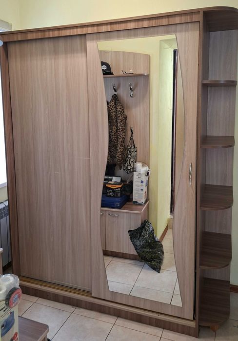 Продам шкаф купе