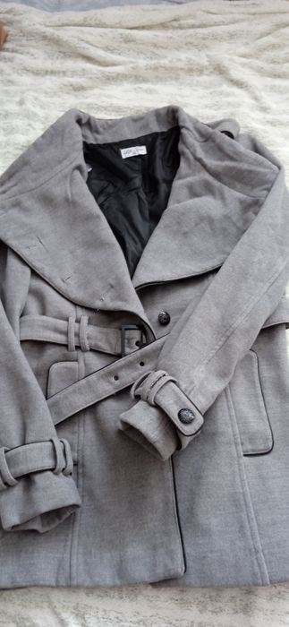 Две есенни палта