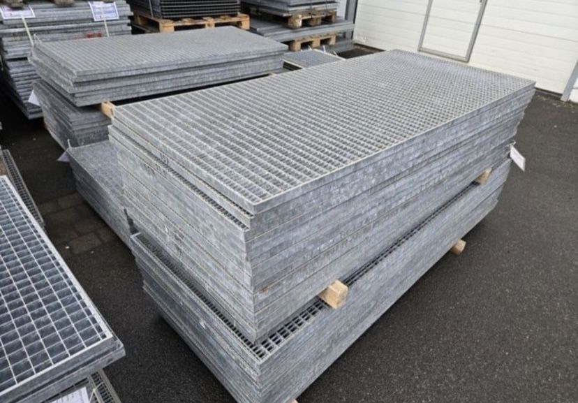 Gratare zincate galvanizate
