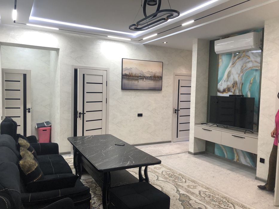 Shota Rustaveli 2, Yakkasaroy City Mall arenda