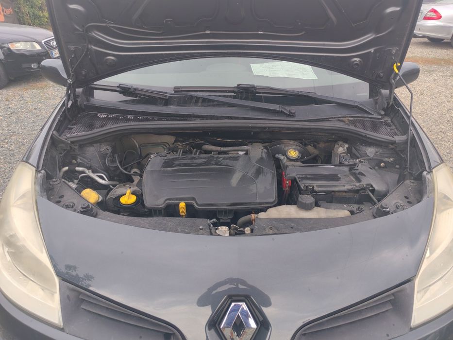 Renault Clio 1.2 benzina 2007 cash sau rate