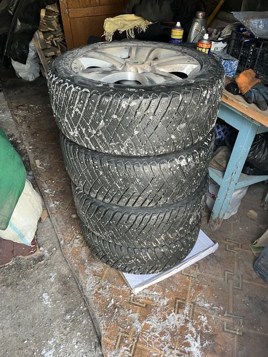 Комплект диски с ризиной на 17