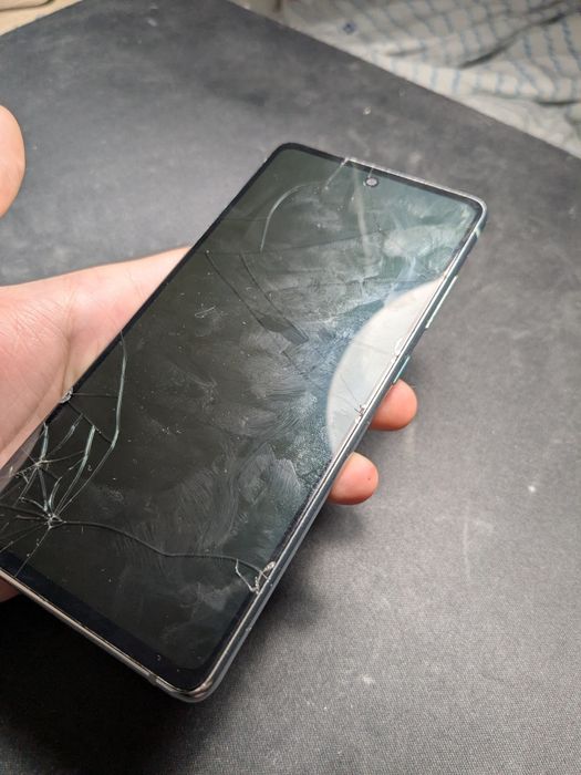 Samsung s20fe нерабочий