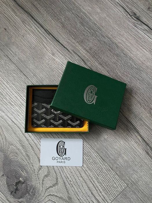 Vând Portofel goyard