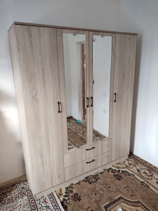 Шкаф спалный 4 дверный