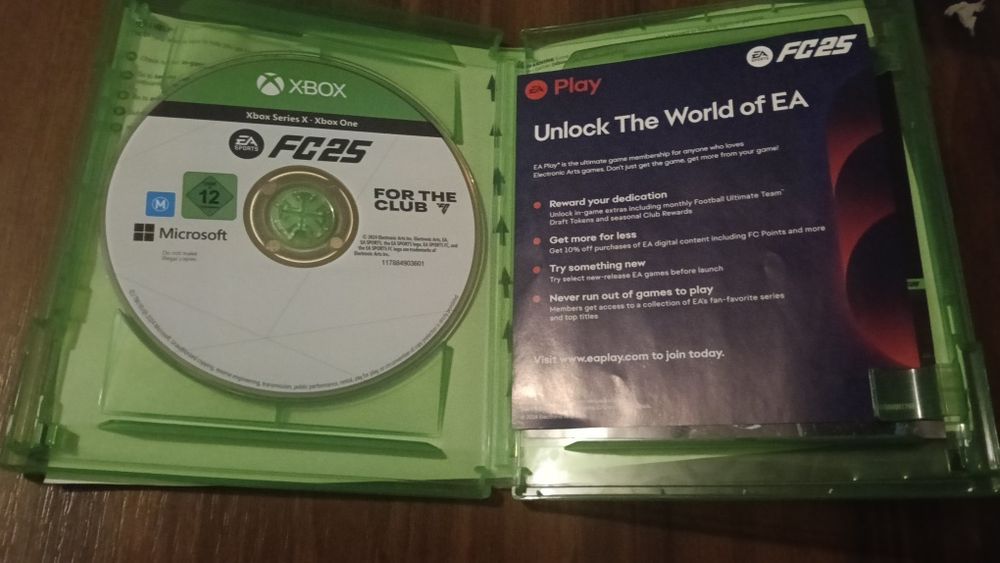 Vând joc FC 25 Xbox one series s/x