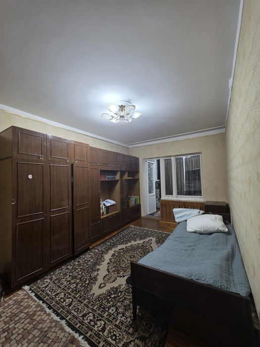 Сдаётся квартира на Кушбеги 1 комнатная 45 квадратов