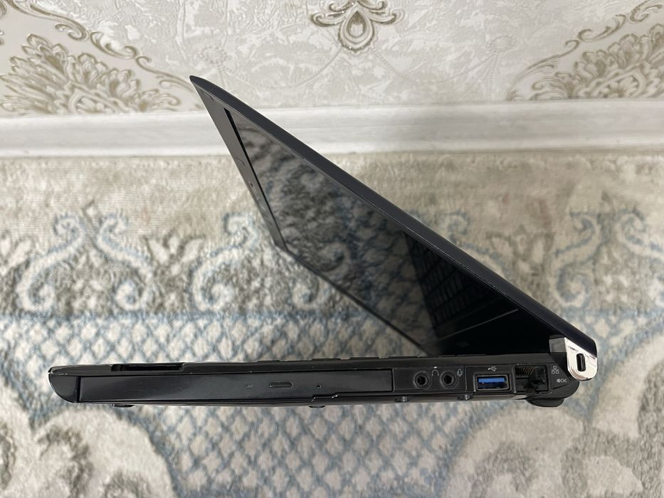 Продам ноутбук Toshiba Satelite r835
