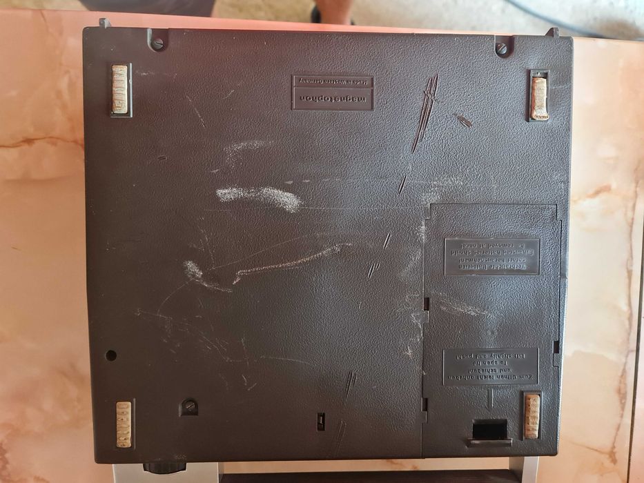 Magnetofon portabil Telefunken colectie