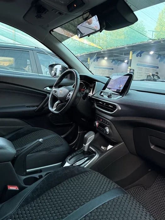 2023 Chevrolet Tracker 2 Premier
