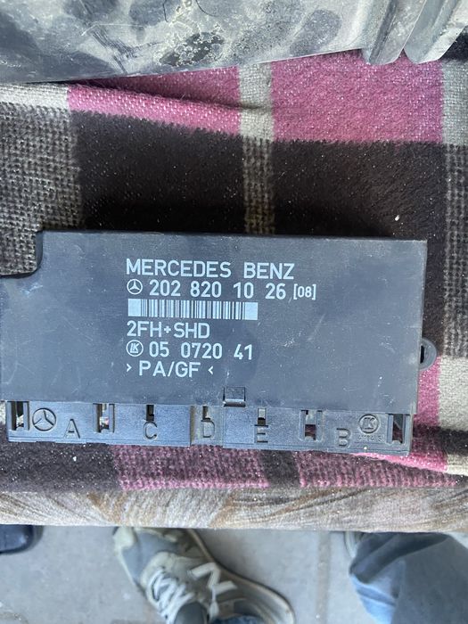 Запчасти Мерседес С202