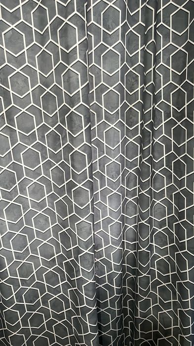 Продам шторы новые!