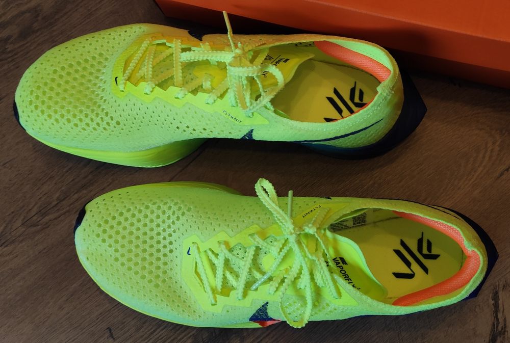 NIKE VAPORFLY 3 cabon номер 43