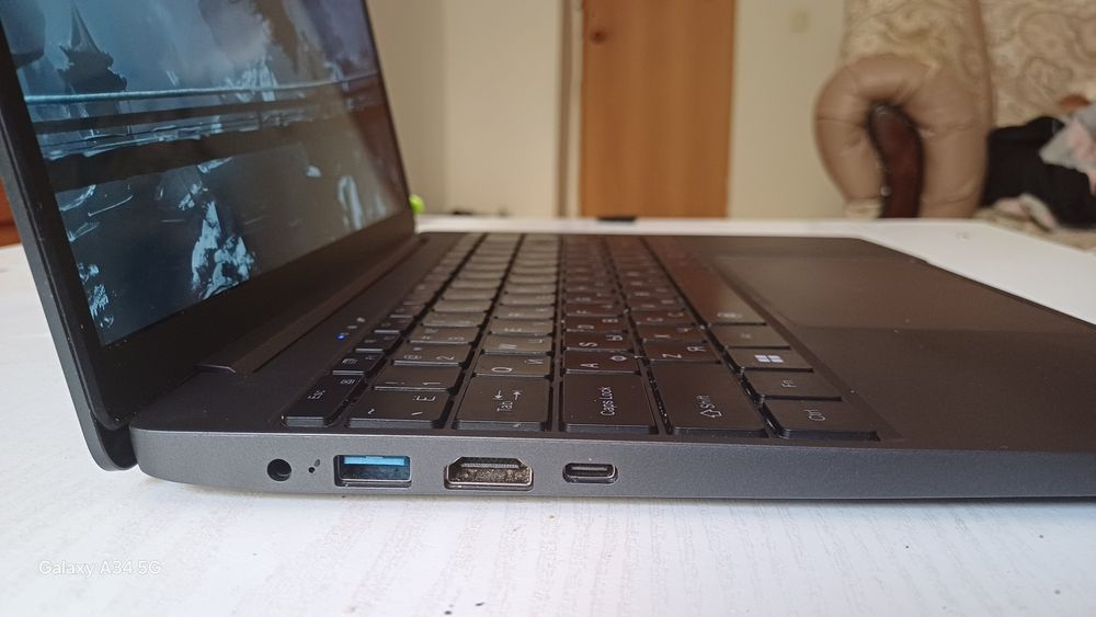 Продам ноутбук в идеальном состоянии chuwi corebook x