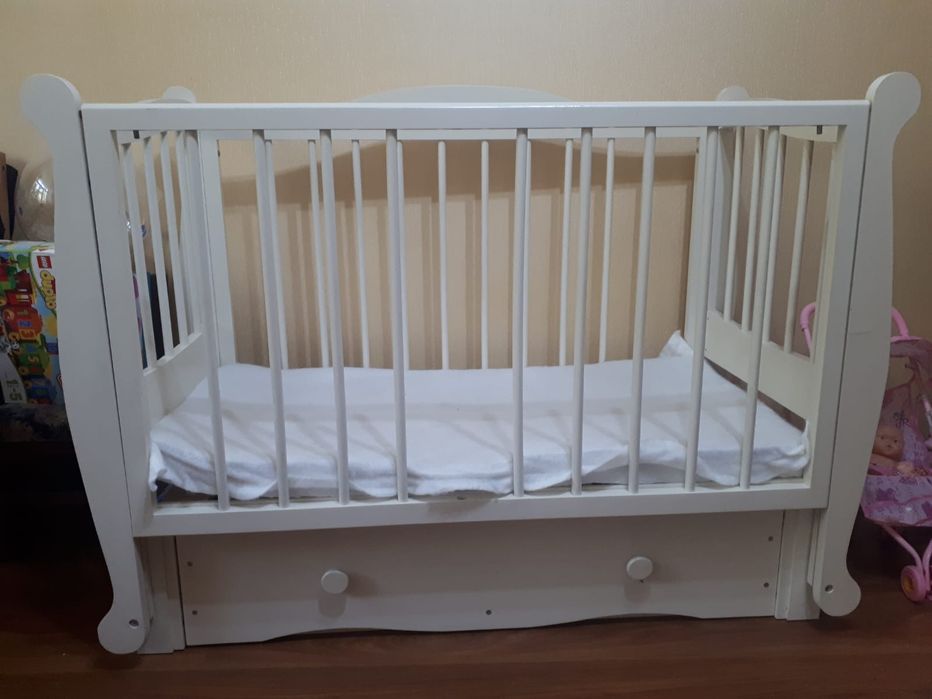 Кроватка детская