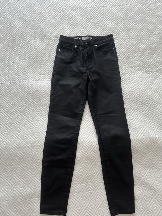 Кожаные скинни джинсы Mango