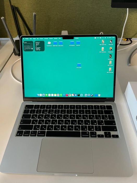 ПРОДАМ MacBook M5 Air 13