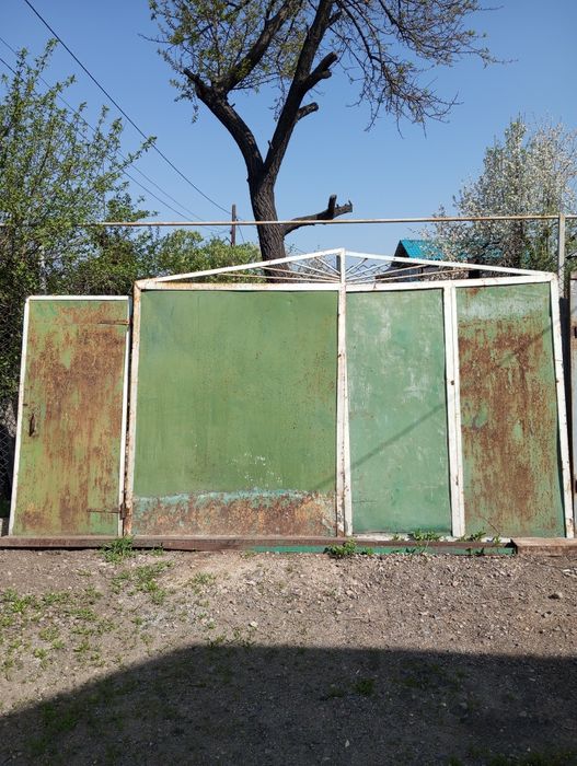 Продам забор металлический