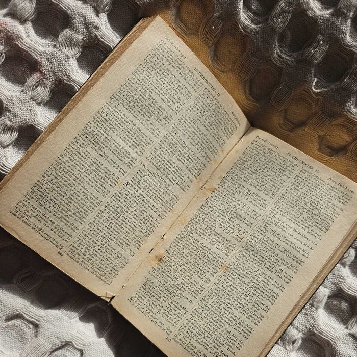 Biblia / Biblie de buzunar, 1913,engleza, coperta piele , 12x7x2.5 cm