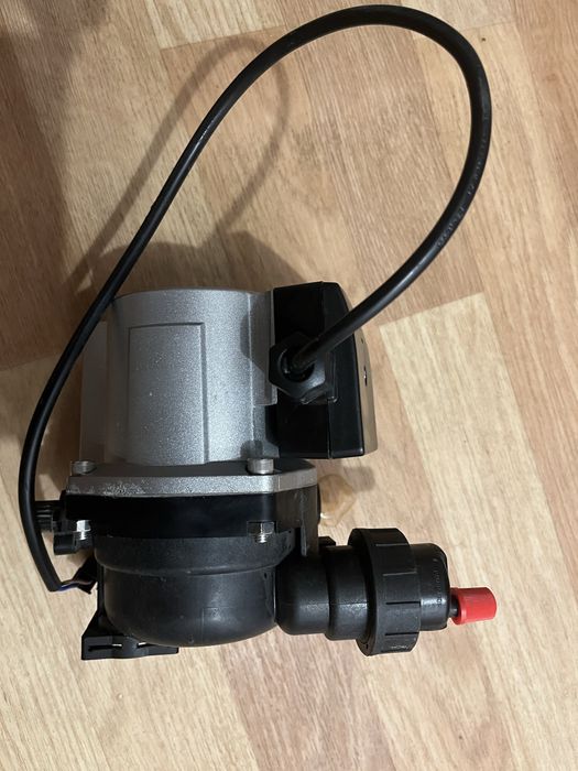 Продам насос котла Навьен