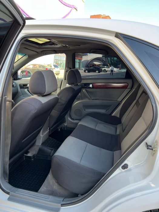 Lasetti 1.8 3pozitsiya