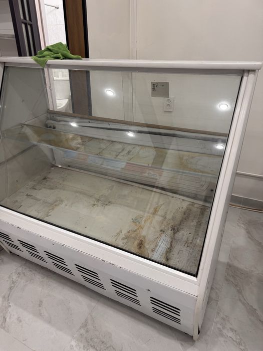 Продам рабочий холодильник