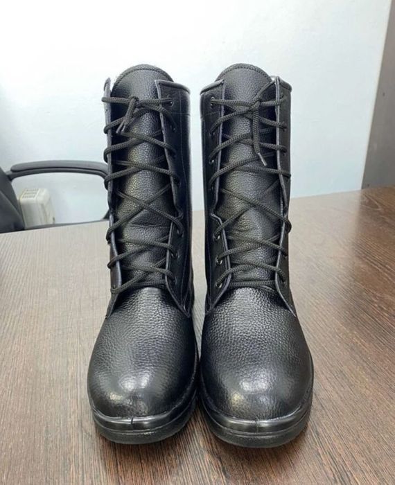 Берцы зимние и бушлат