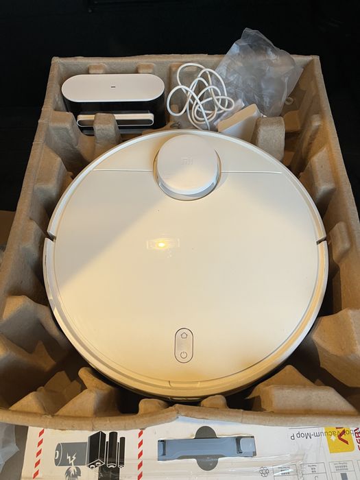 Aspirator robot Xiaomi Mi Mop Pro (baterie stricata)