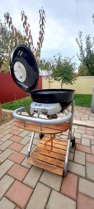 Gratar OUTODOORCHEF pe gaz