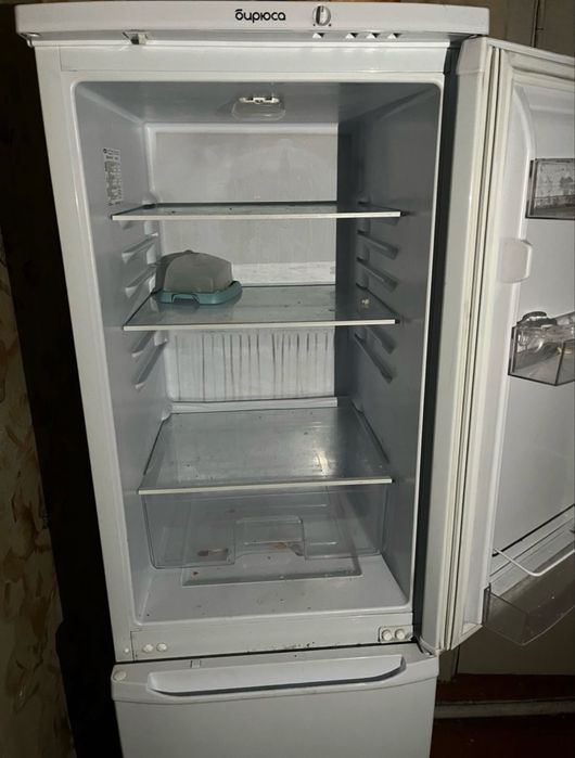 Холадильник новая