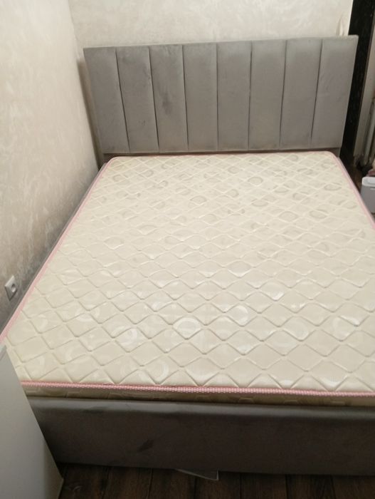 Продам кровать 2х спальную