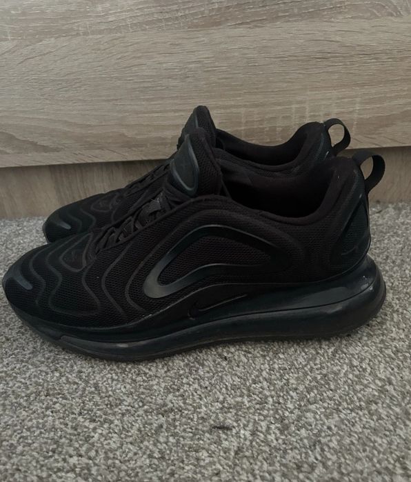 Маратонки Nike Air Max 720