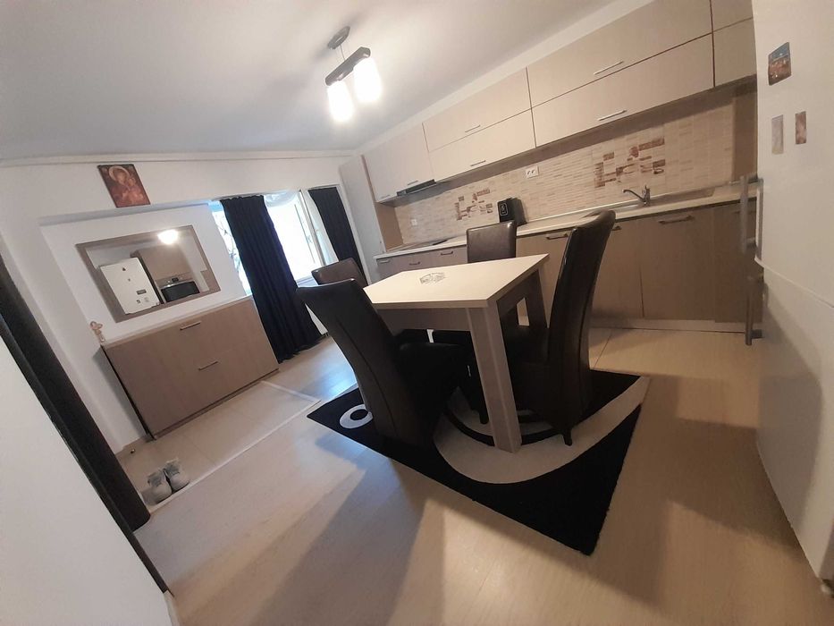 garsoniera de inchiriat 42 mp