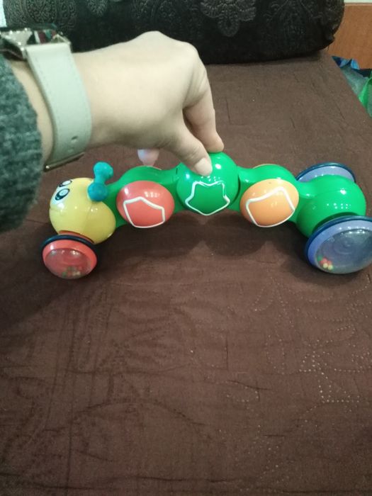 Интересна  детска играчка