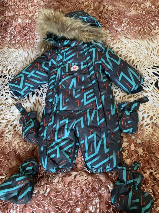 Продается зимний комбинезон