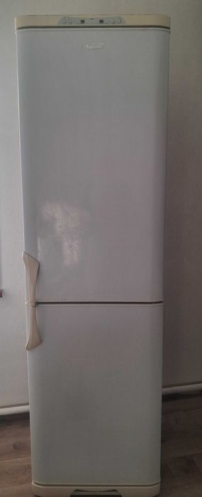 Холодильник Бирюса б/у продам
