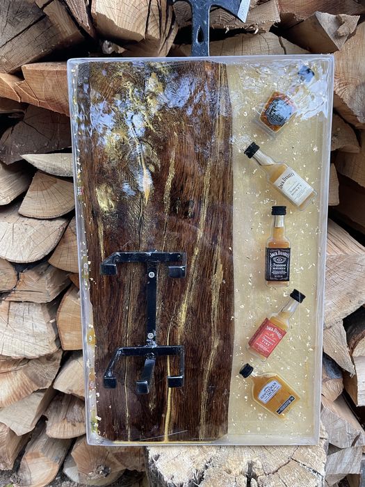 Tablou ideal pentru cadou din lemn+ rasina epoxidica