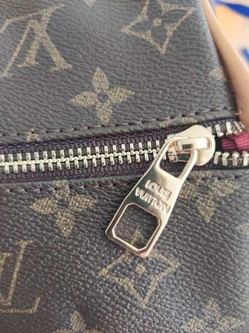 In stoc voiaj, geanta sport piele Louis Vuitton 1109.7