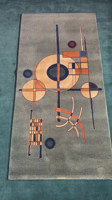 Ковер плотный, после химчистки