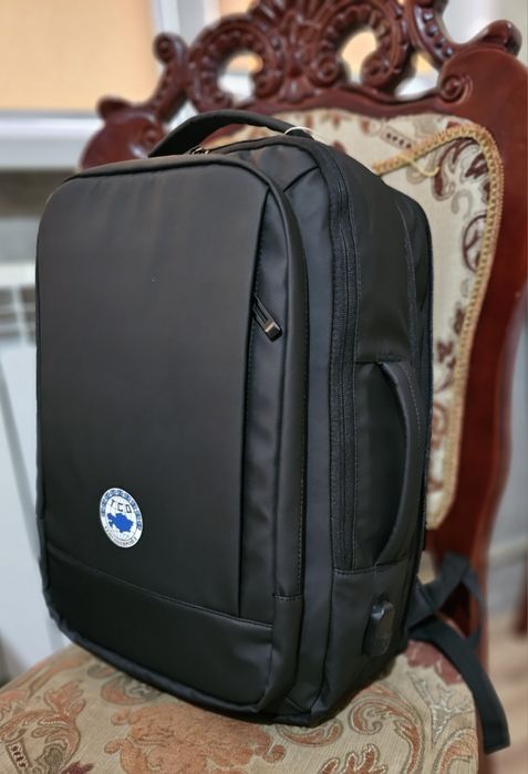 Рюкзак офисный вместительный