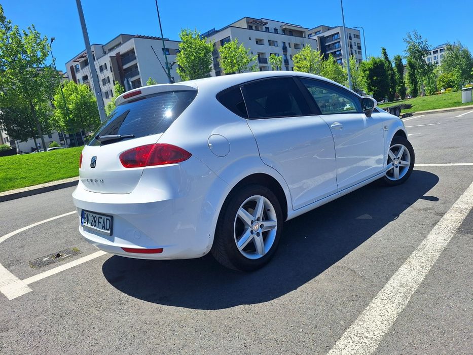 SEAT Leon 2011 — imagine 4