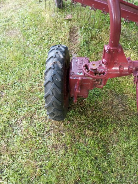 Greblă Rotativă Tip Păianjen TIGRE (3m) – Stare Foarte Bună / Schimb