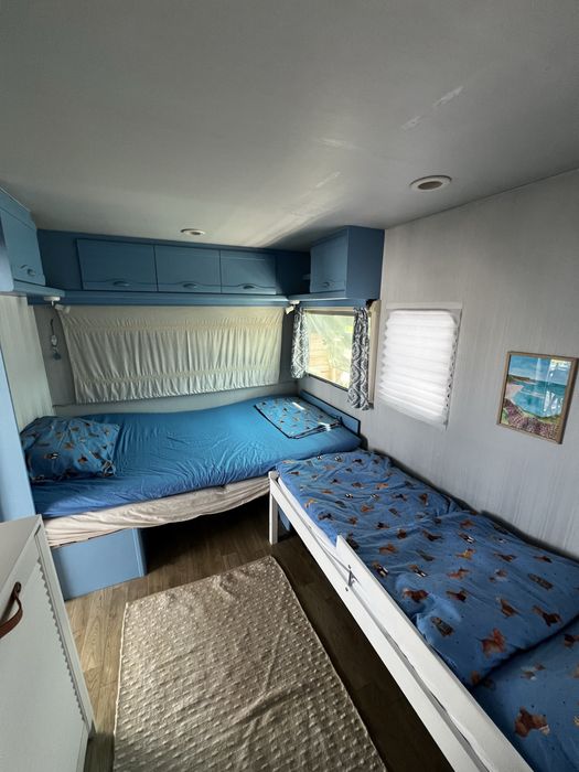 Оборудвана каравана под наем в къмпинг Гардения