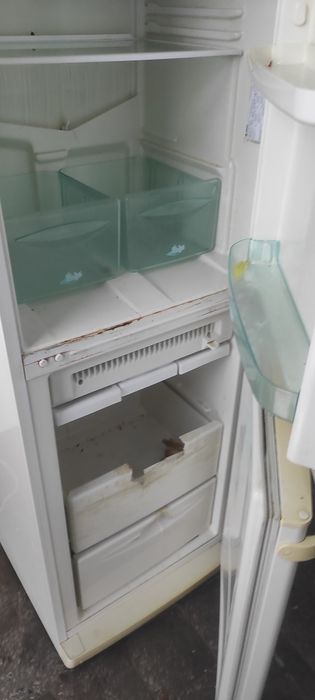 Продам б/у холодильник