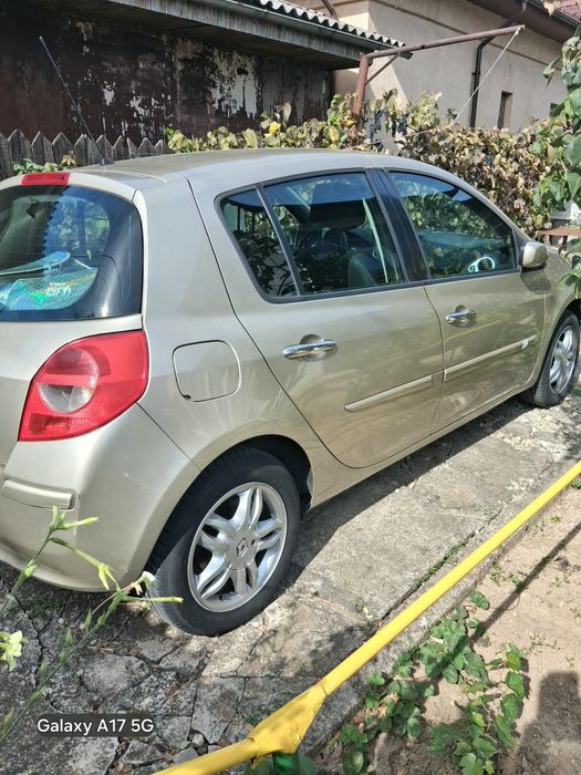 Vand Renault  CLIO 3 in stare foarte buna