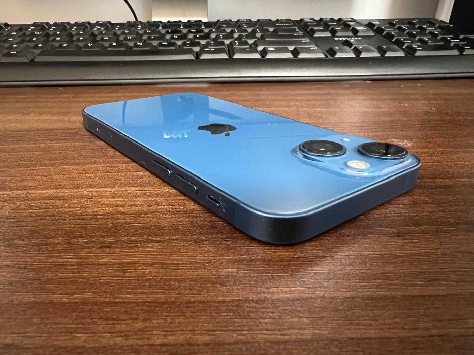 iPhone 13 mini 256 GB albastru impecabil