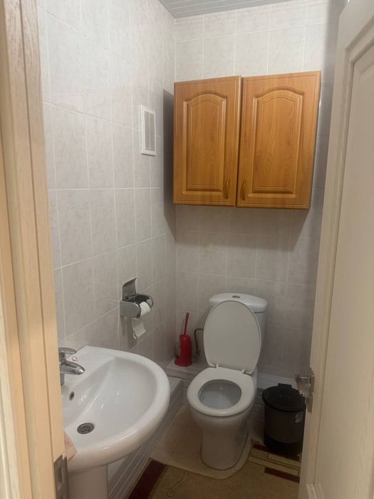 Продается 4-комнатная квартира с ремонтом в Юнусабаде, 2 квартал Унвер