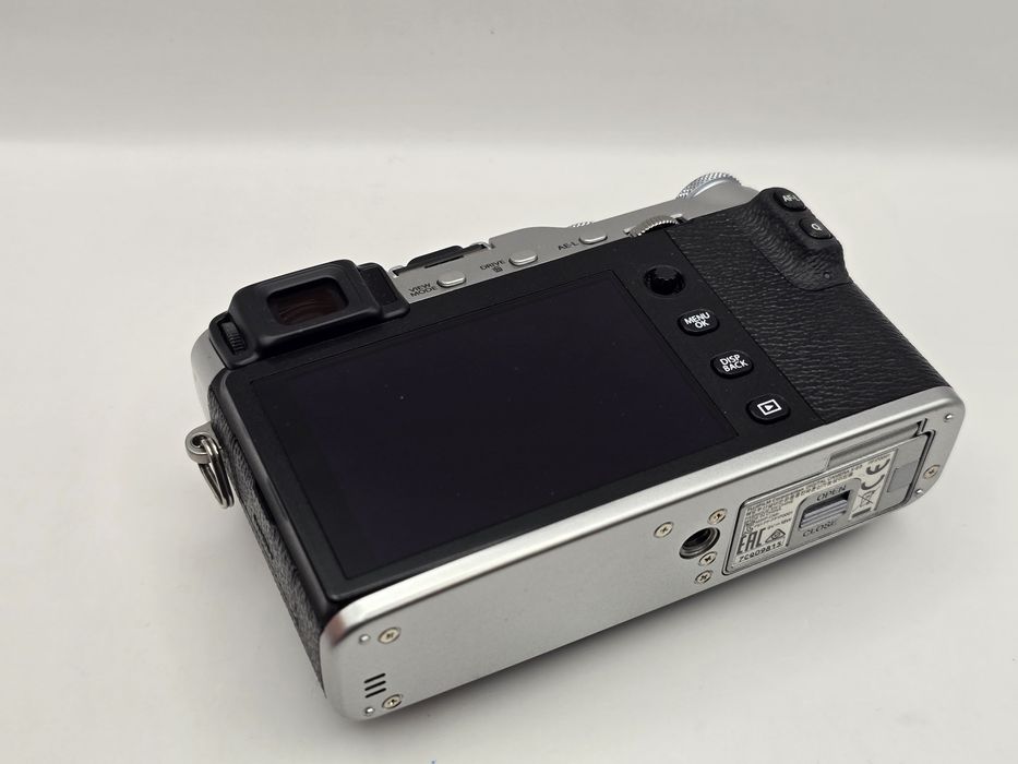 Body Fujifilm X-E3 (Silver) – Montură Fuji X